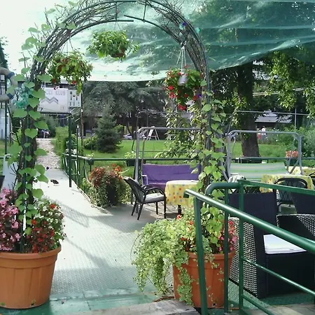 Splav Guest Hause Gusar * Belgrado