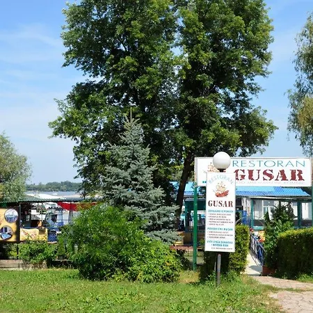 Gasthuis Splav Guest Hause Gusar *